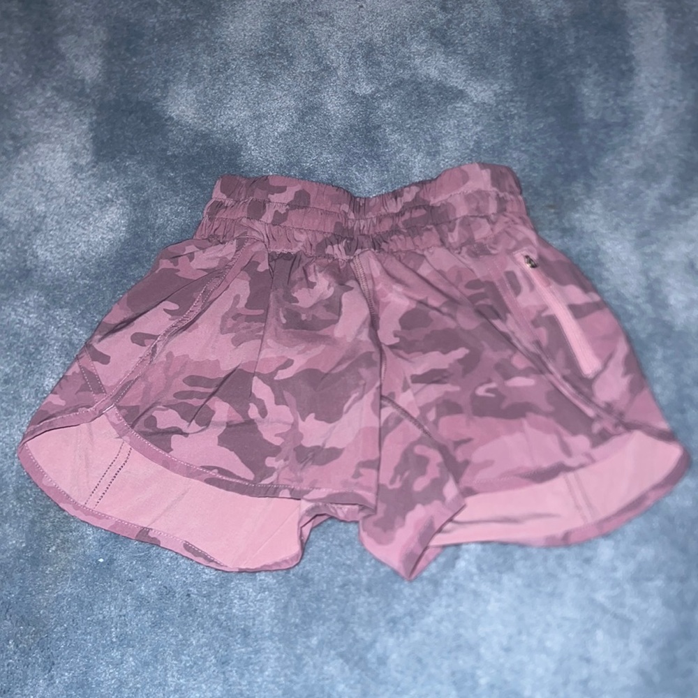 Lululemon Hotty Hot shorts